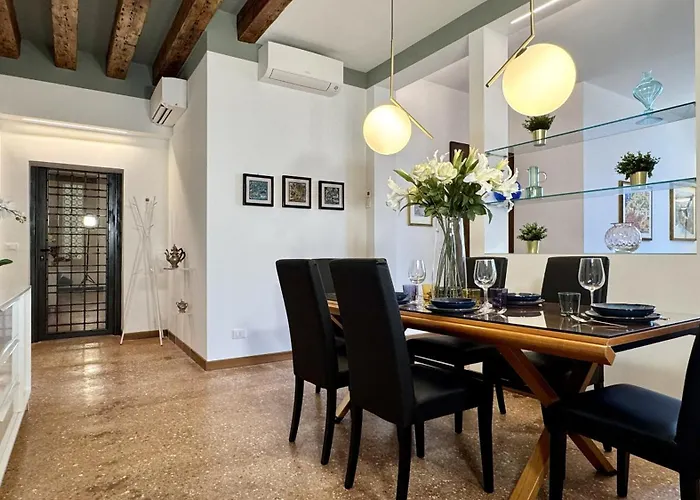 Da Mosto Palace Prestige Apartmán *